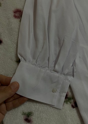 Pamuklu Beyaz Düğmeli Kadın Gömlek - Görsel 3