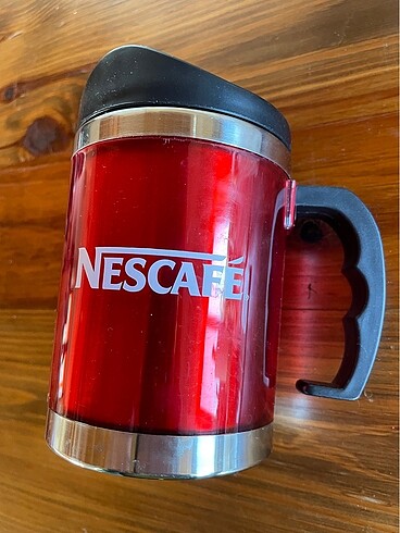  Beden kırmızı Renk Orijinal NESCAFE KUPASI PASLANMAZ ÇELİK