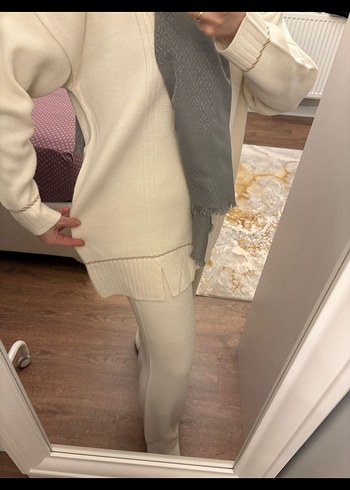 Ekru tesettür ikili triko takım - Görsel 4