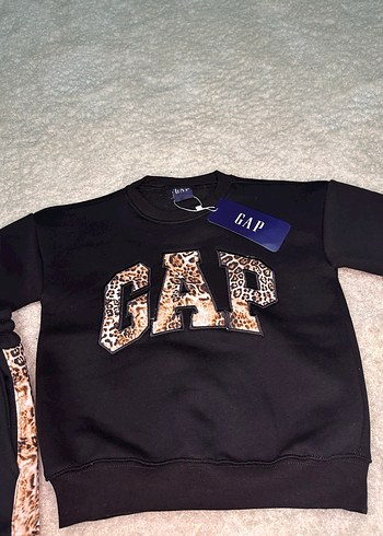 Siyah Payetli GAP Erkek Çocuk Eşofman Takımı - Görsel 8