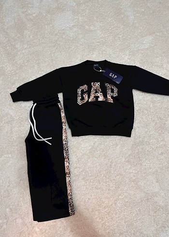 Siyah Payetli GAP Erkek Çocuk Eşofman Takımı - Görsel 2