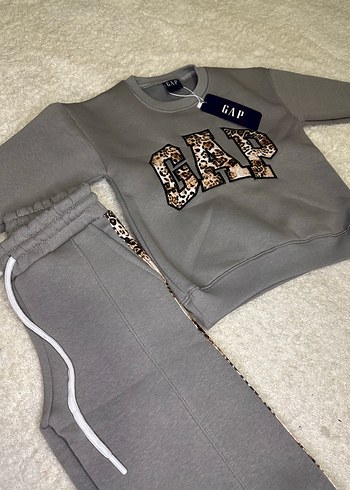 Gri GAP Baskılı kız Çocuk Eşofman Takımı - Görsel 4