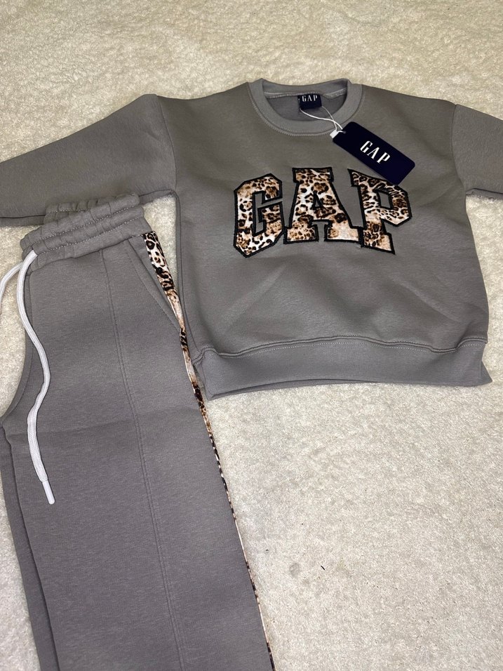 Gri GAP Baskılı kız Çocuk Eşofman Takımı - Görsel 5