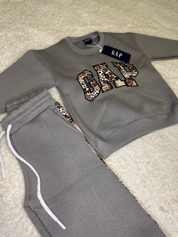 Gri GAP Baskılı kız Çocuk Eşofman Takımı - Görsel 4