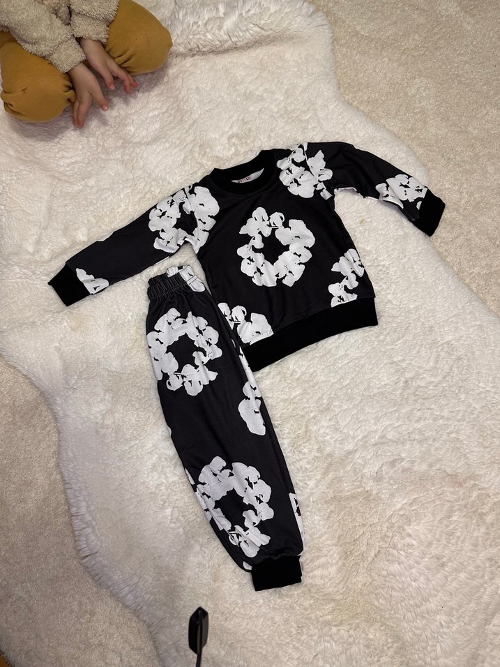 Siyah Beyaz Batik Desenli kız  çocuk Takımı - Görsel 2