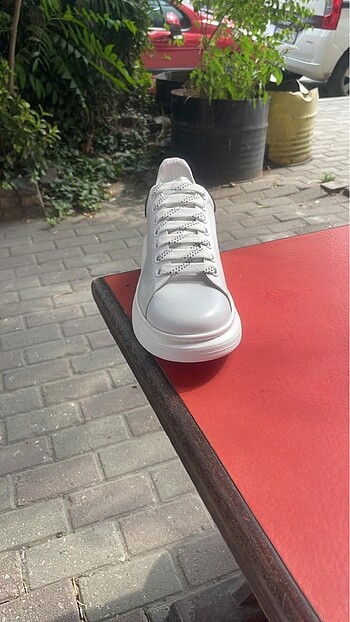 Unisex sıfır ithal alexander mcqueen