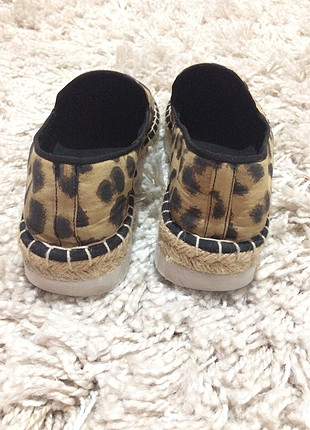 H&M Leopar desenli H&m babet 