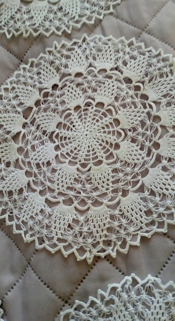 El İşi Beyaz Dantel Yuvarlak Amerikan Servis - Görsel 4