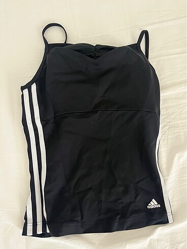 Adidas spor üst