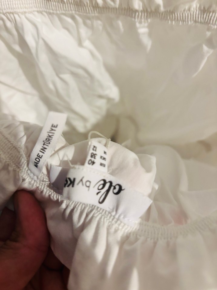 Beyaz crop  Askılı Bluz - Görsel 3