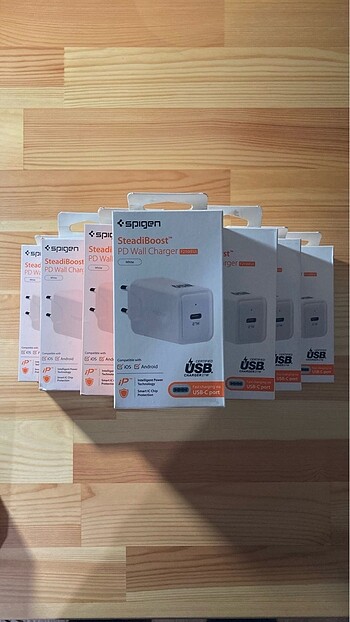 Spigen sarj adaptörü