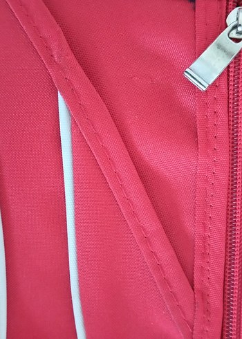 Kırmızı Puma Spor Çantası Fermuarlı - Görsel 5