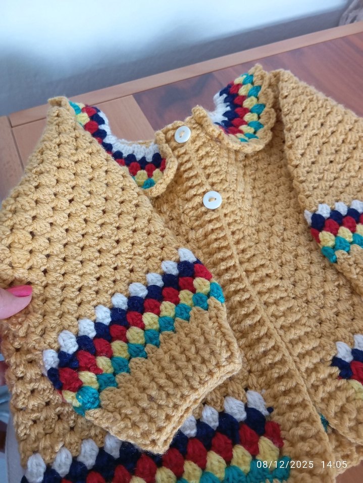 Renkli Nakışlı Bohem Örgü çocukHırkası - Görsel 4