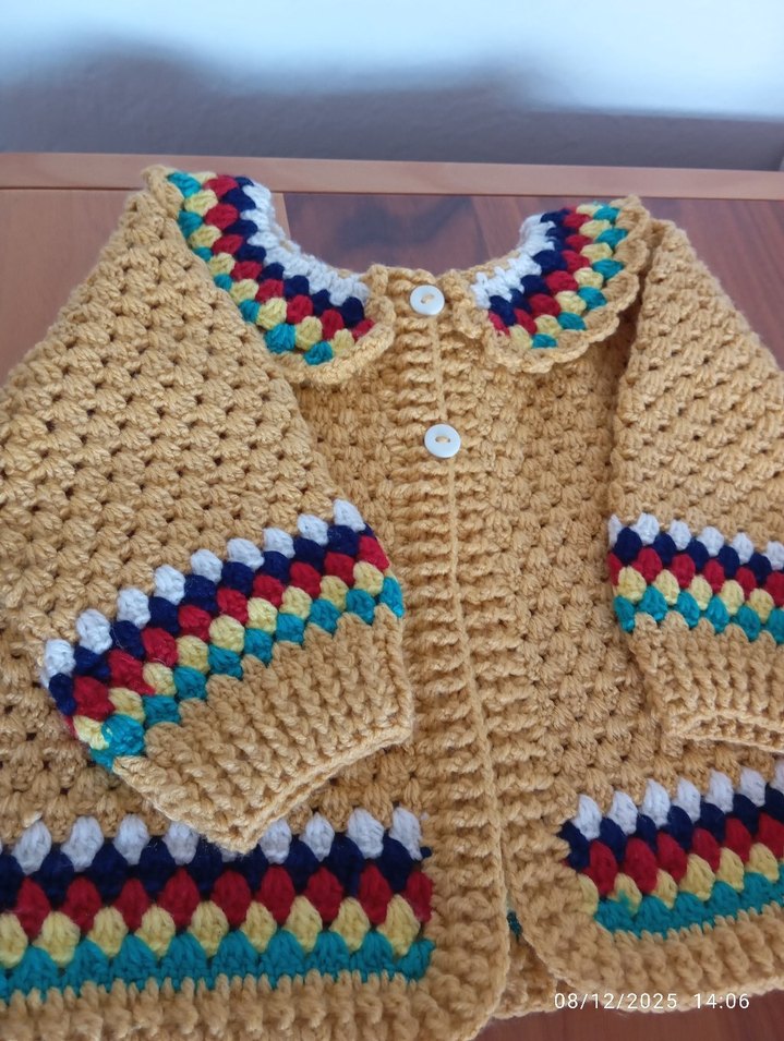 Renkli Nakışlı Bohem Örgü çocukHırkası - Görsel 3