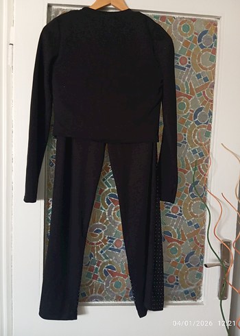 (YENİ SIFIR ÜRÜN)Siyah Payetli takım ve çanta - Görsel 3