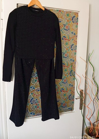 (YENİ SIFIR ÜRÜN)Siyah Payetli takım ve çanta - Görsel 2