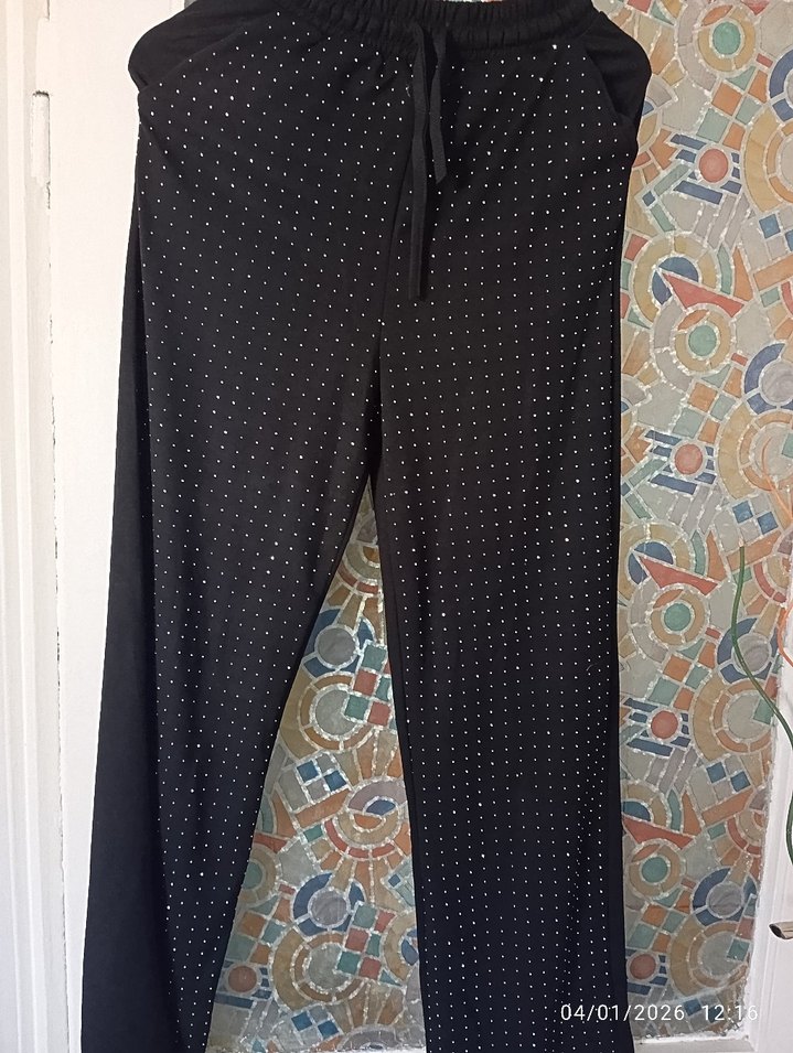 (YENİ SIFIR ÜRÜN)Siyah Payetli takım ve çanta - Görsel 5