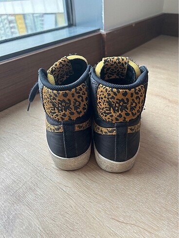 38 Beden Nike Blazer Leopar
