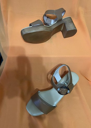 Zara taba Tokalı Kadın Topuklu Sandalet çok hafif sifir