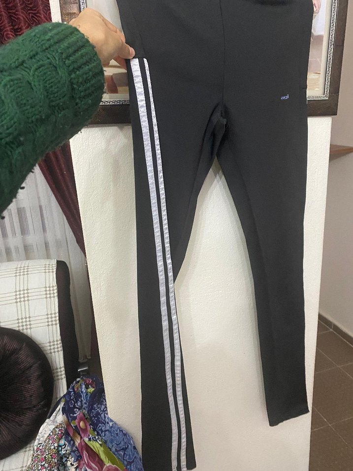 Siyah Kadın Tayt - Günlük Kullanım - Görsel 4