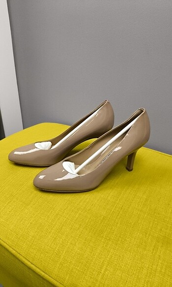 İtalyan marka gerçek deri kadın stiletto 