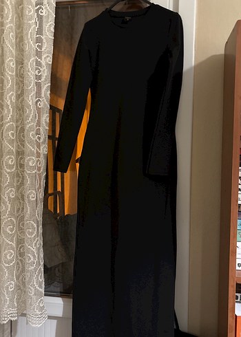 Siyah Elbise - Görsel 2