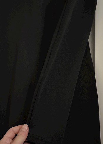 Siyah Elbise - Görsel 4