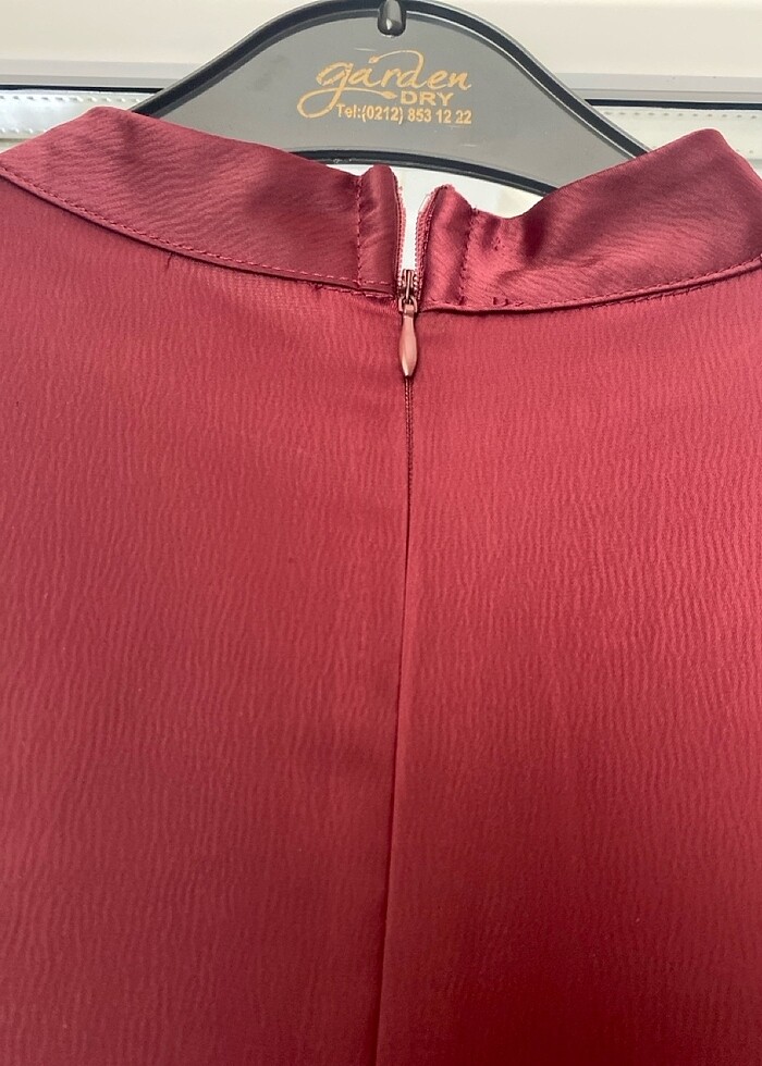 Yanlardan Bağlamalı Bordo Abiye - Görsel 5