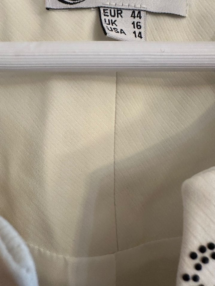 Nakışlı Kadın Ceket - Görsel 2