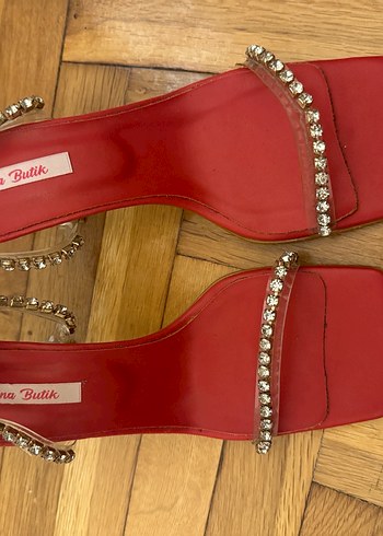 Kırmızı taşlı abiye terlik ve ayakkabı - Görsel 4