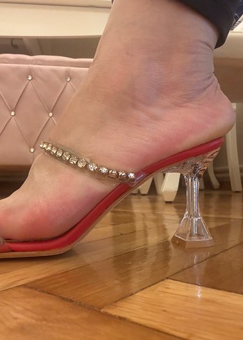 Kırmızı taşlı abiye terlik ve ayakkabı - Görsel 2