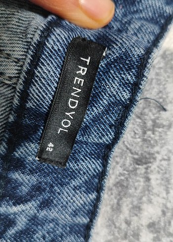 Kadın Mavi Kemerli Kot Şort - Görsel 7