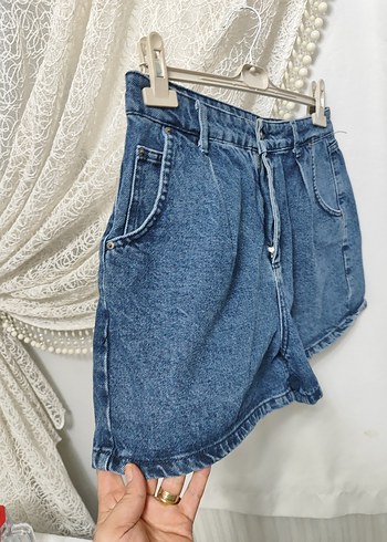 Kadın Mavi Kemerli Kot Şort - Görsel 6