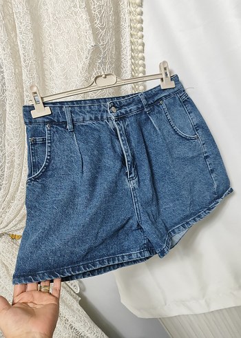 Kadın Mavi Kemerli Kot Şort - Görsel 2