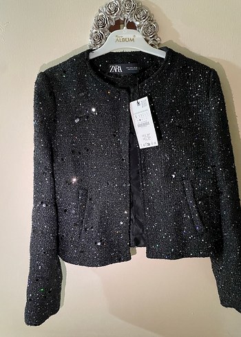 s Beden Düğmeli pullu Siyah Mini Kadın Ceket zara
