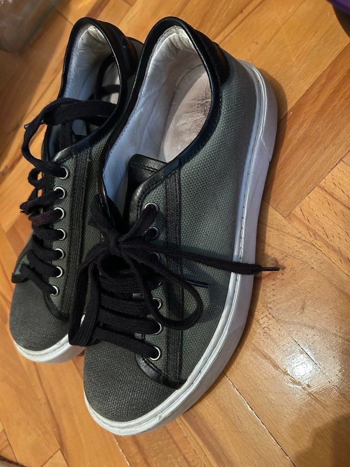 Kadın Gri Bağcıklı Spor Ayakkabı - Görsel 2