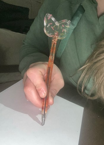 Turuncu Kelebek Tasarımlı kalem - Görsel 2