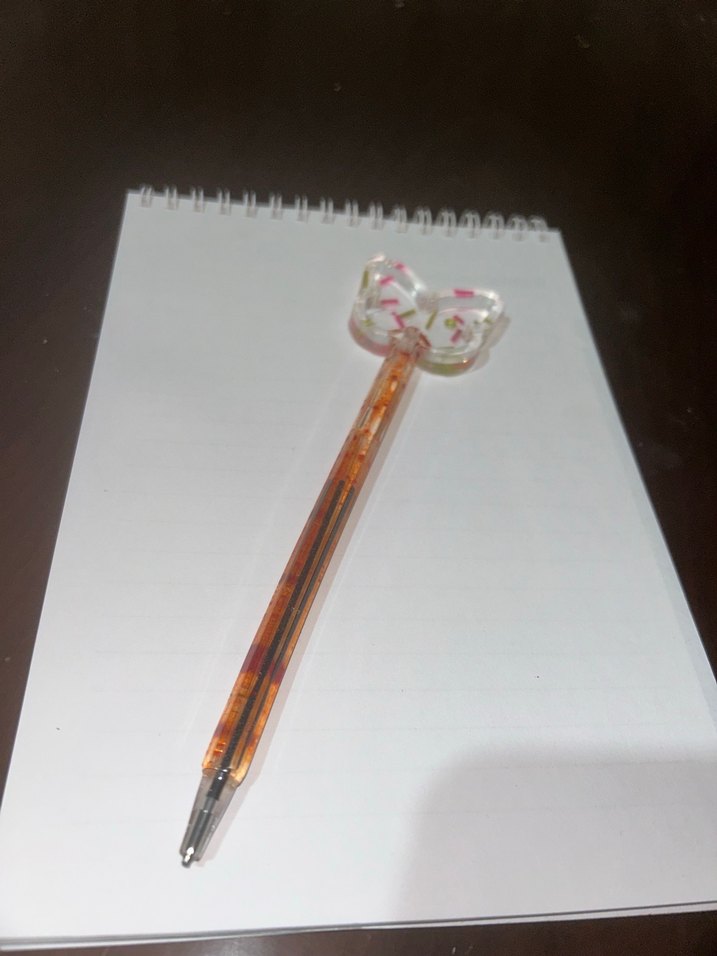 Turuncu Kelebek Tasarımlı kalem - Görsel 3