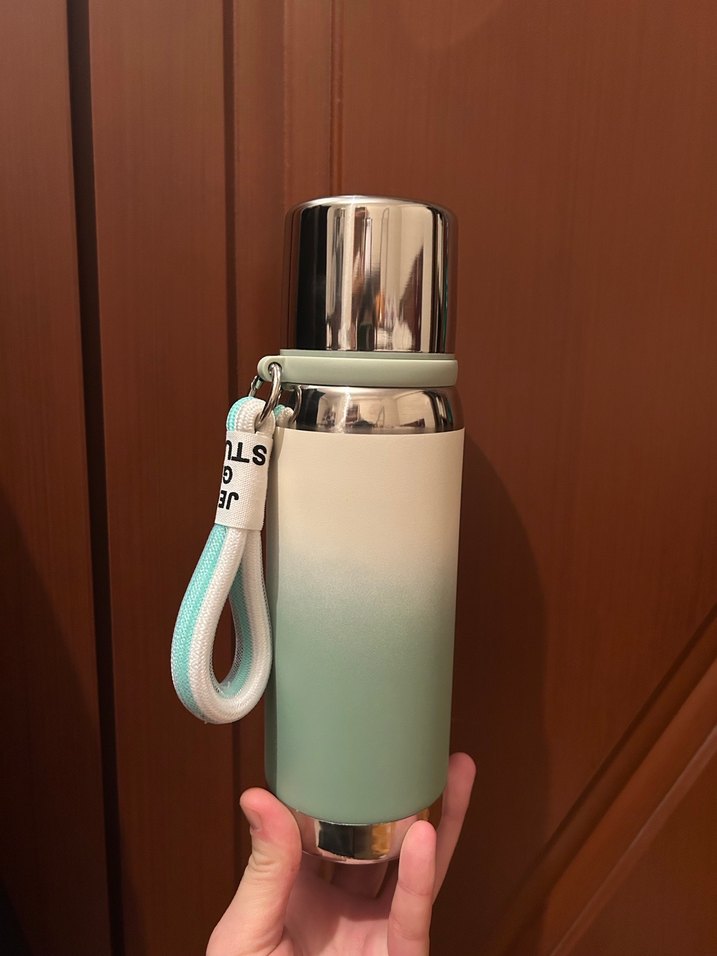 Karaca INOXIS 550 ml Termos Yeşil - Görsel 3