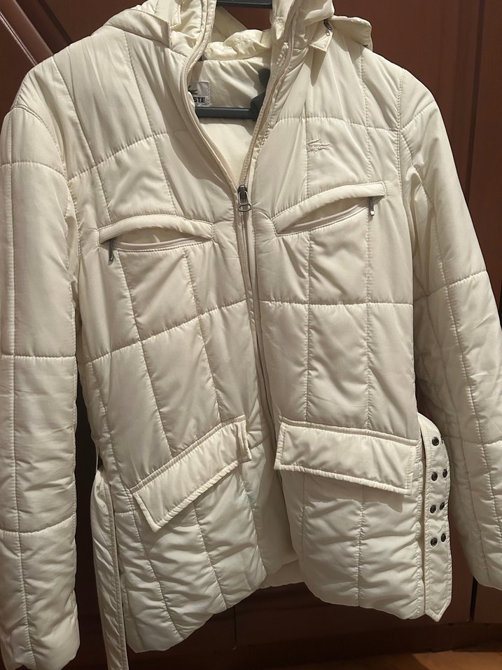 Beyaz Kemerli Kadın Mont - Görsel 4