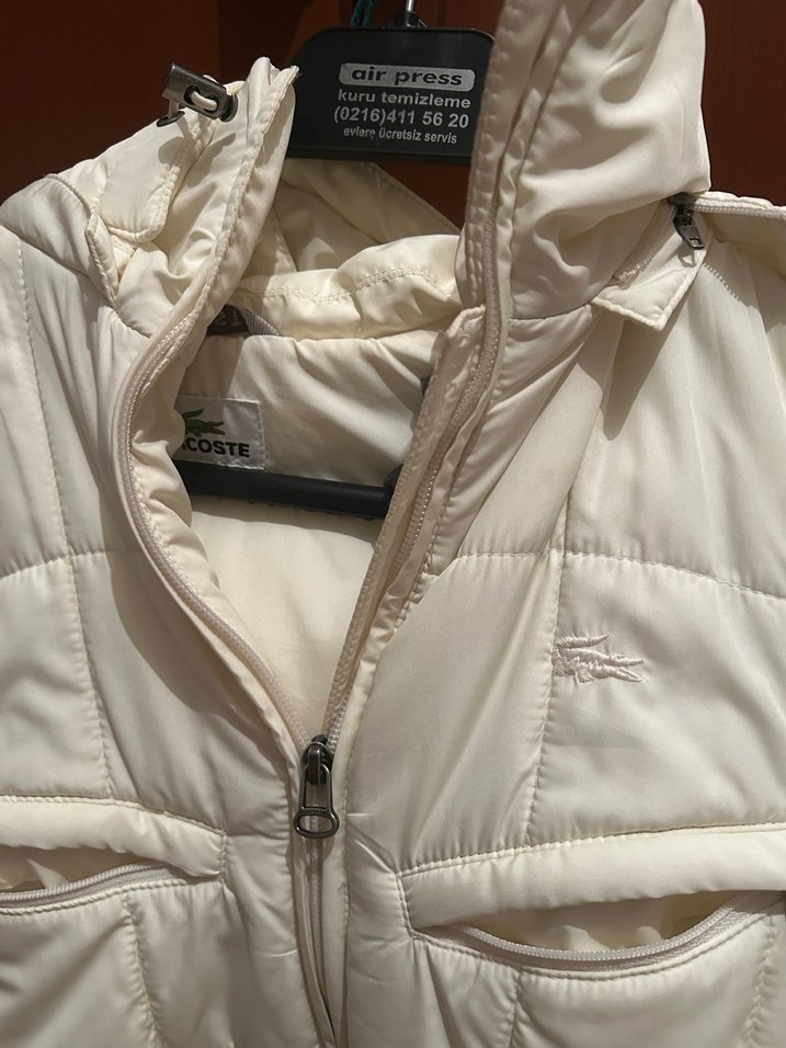 Beyaz Kemerli Kadın Mont - Görsel 2