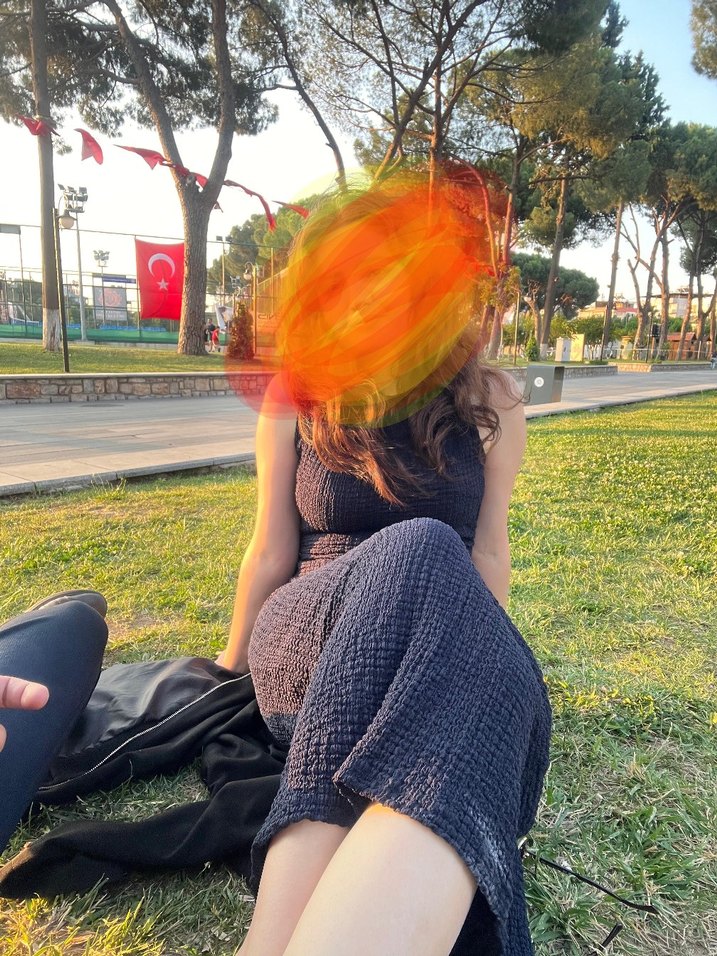 Siyah Yüksek Yakalı Midi Triko Elbise - Görsel 2