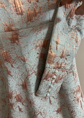 Nakışlı Drapeli Bej Uzun Kollu Elbise - Görsel 3