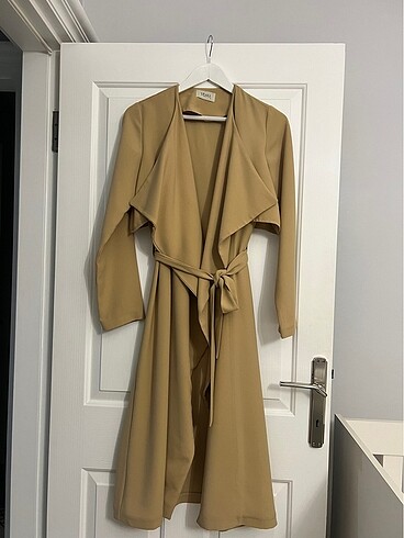 Zara Vesna Camel Kap