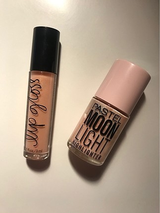 Lip gloss - highlighter