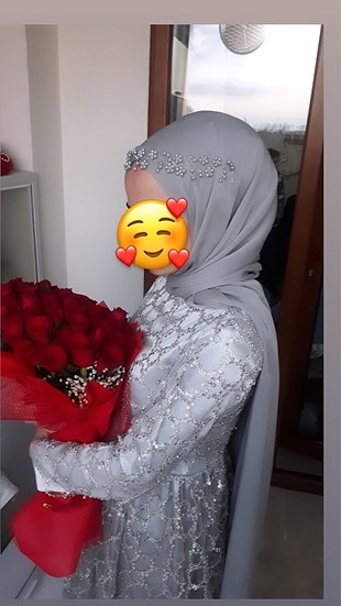 Nişan söz elbisesi