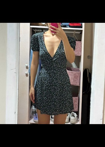 Bershka Bershka Siyah Çiçek Desenli Mini Elbise