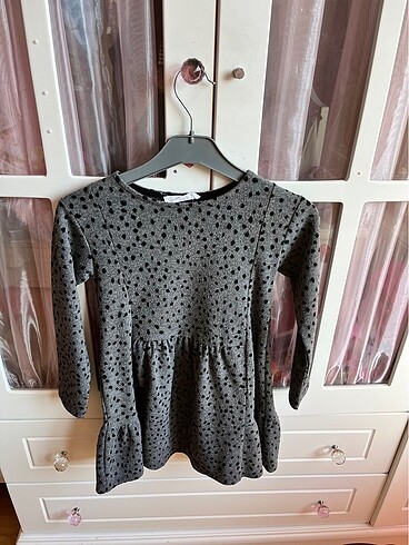 Zara marka kız çocuk elbise