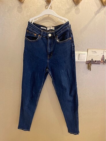 MANGO MOM JEANS