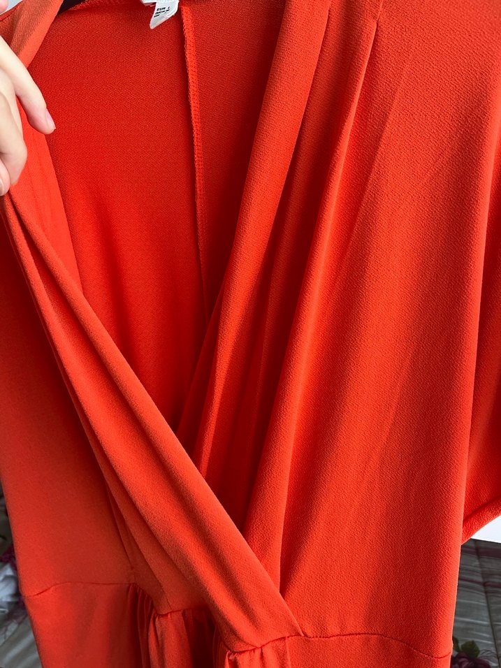 Kısa Kollu Kırmızı V Yaka Midi Triko Elbise - Görsel 2